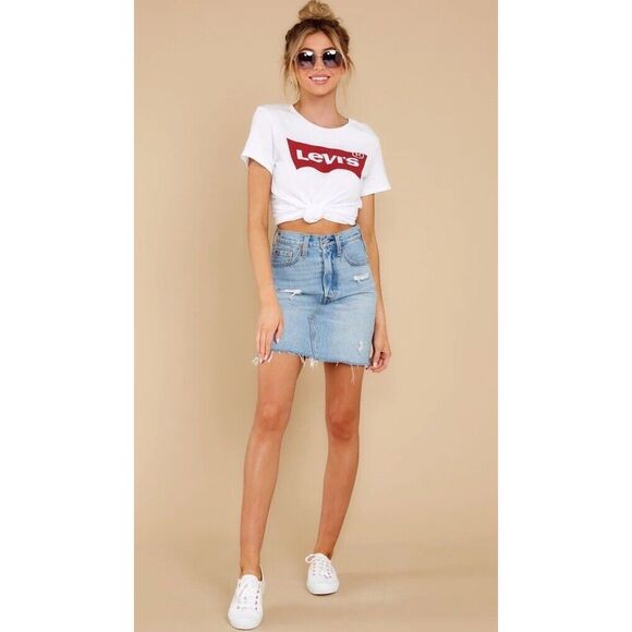 Levi's Premium High Rise Deconstructed Denim Skirt Size 28 Button Fly Raw Edge - Picture 3 of 12